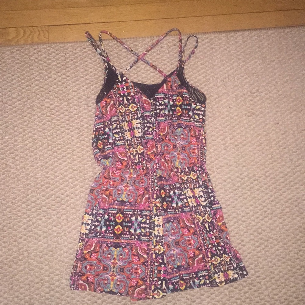 Cute romper!